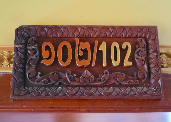 Hello Cambodia Boutique